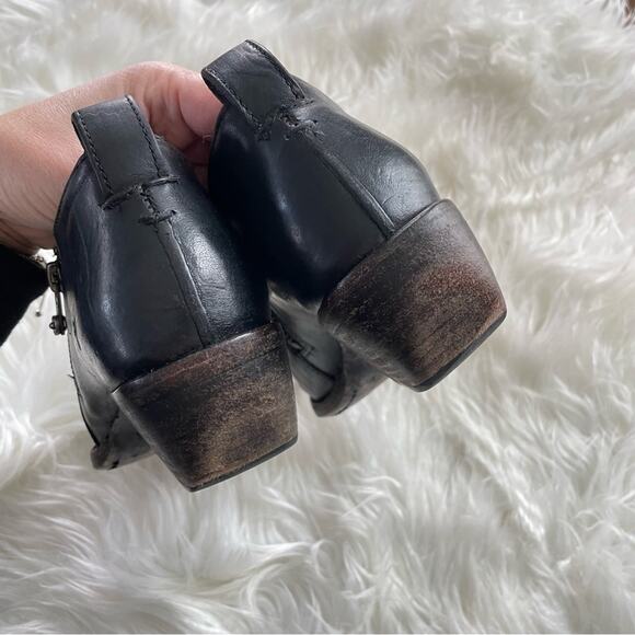 Frye | Womens Sacha Moto Shootie Short Ankle Booties Boot Black Leather Snip Toe - Picture 7 of 11